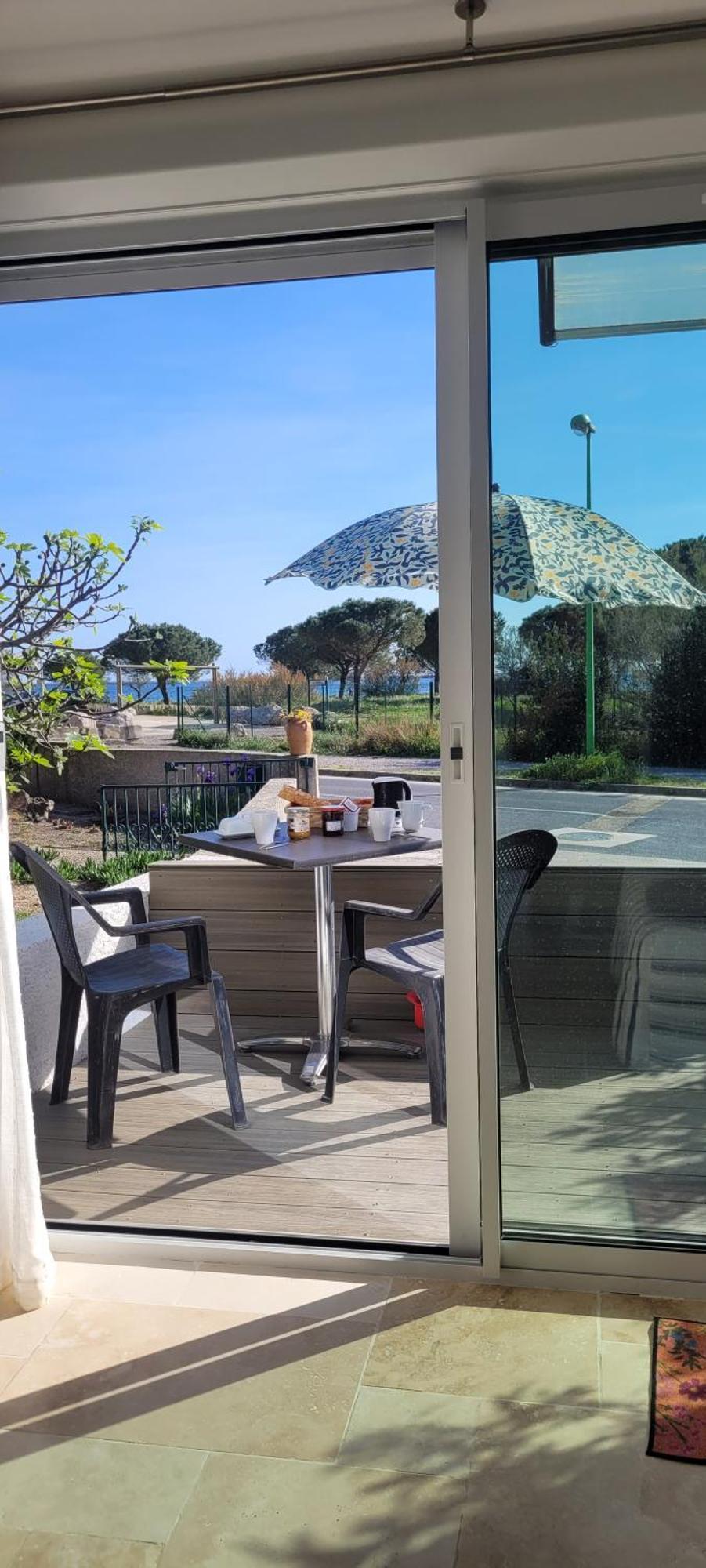 Meze Avec Vue Face A L'Etang Mèze Exterior foto